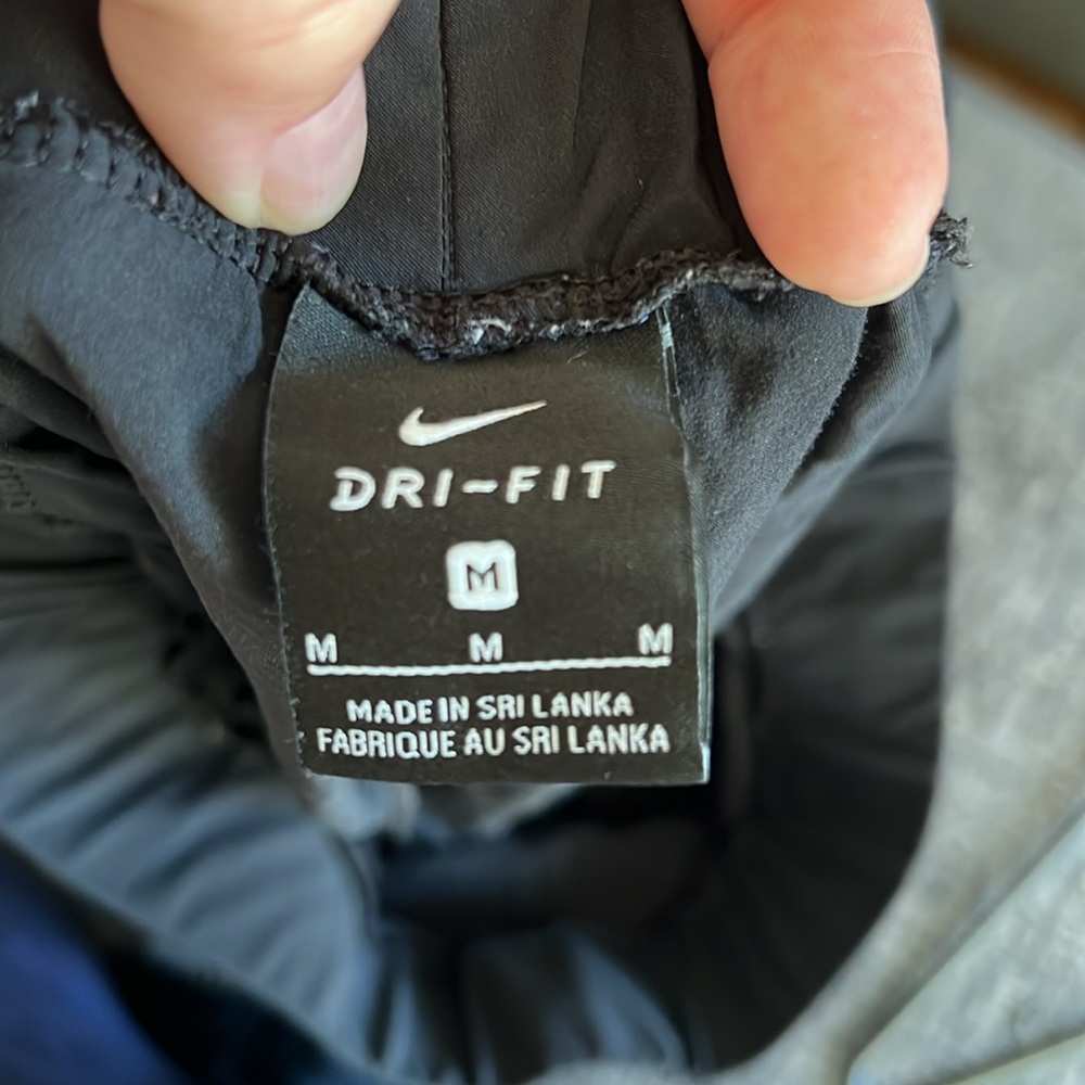 Nike dri fit taper pants Medium